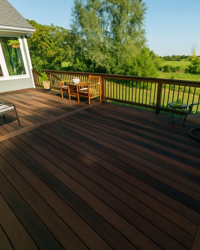https://harbingerfencedeck.com/wp-content/uploads/2025/11/deck-dallas-1-400x500.jpg